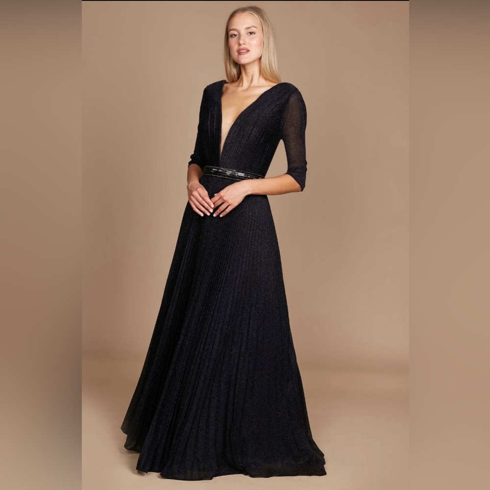Selling 3 black evening gowns. Size 24 and 3X.
